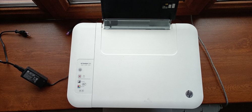 Rangli printer sotiladi