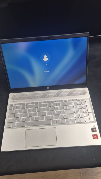 Laptop 15,6" Ryzen 5 8gb 256gb 2gb video integrat