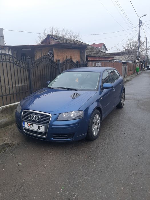 Masina . Audi a 3 model 2008 diesel. Motor 2000 cm.140 kai o mașină bine întreținută.