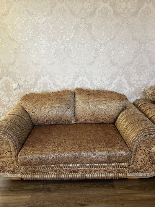 Продается диваны