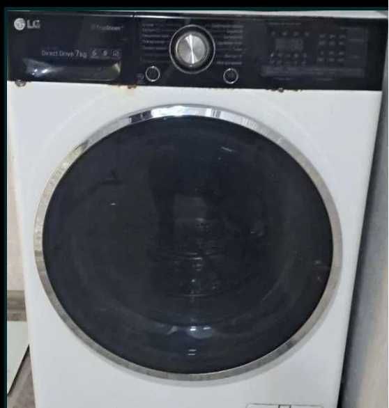 Продам Стиральная машинка LG 7кг  Invertor Рабочий