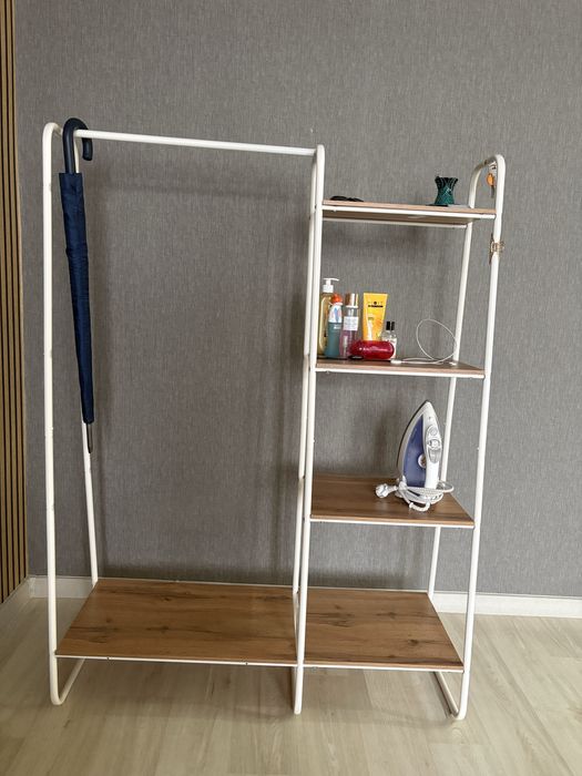 Продам вешалку напольную