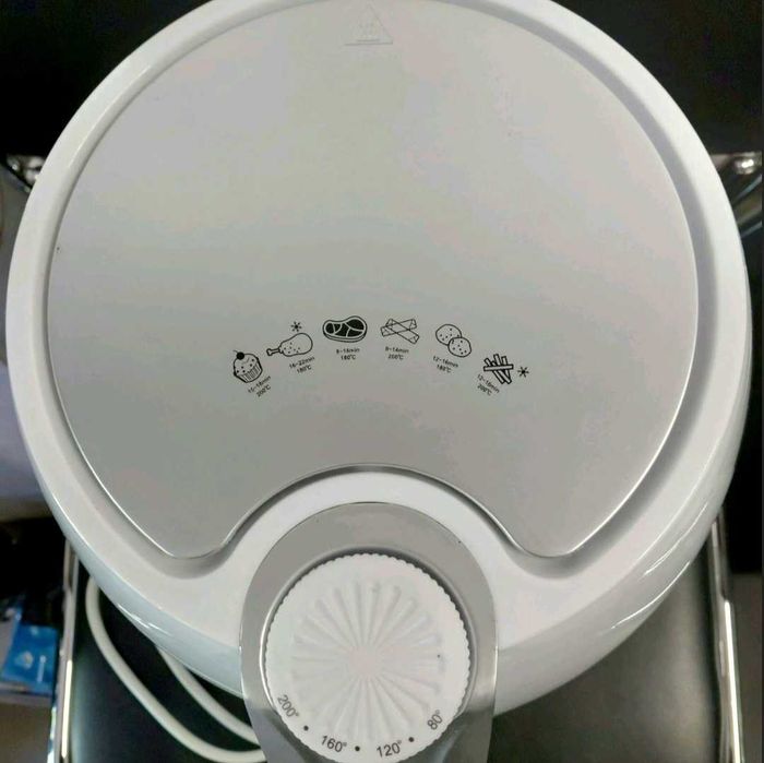 Фритюрник за горещ въздух Gourmetmaxx 8 in 1