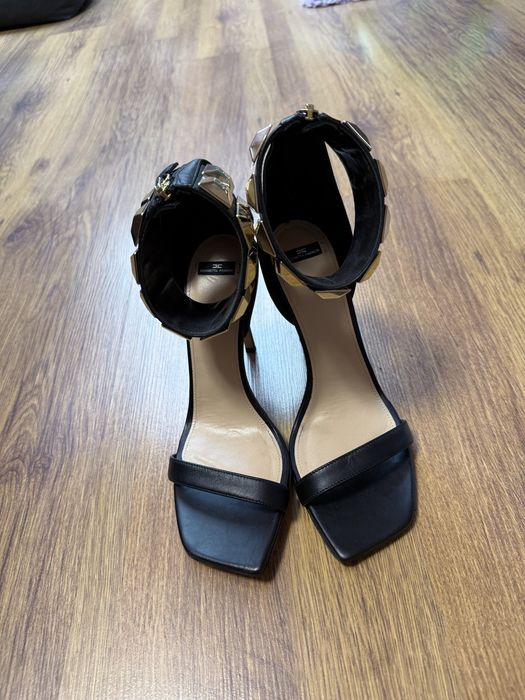 Обувки Elisabetta Franchi 38 номер