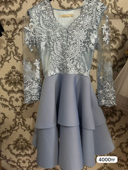 продается платье