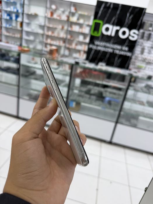 iPhone x 64gb срочни сотилади
