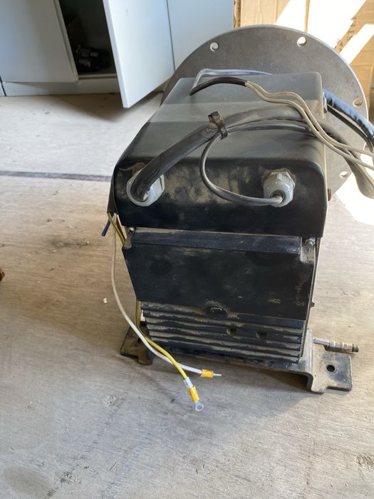 Генератор альтернатор sincro EK2MCT