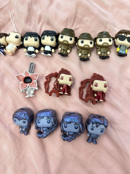 Kinder очень странные дела повторки