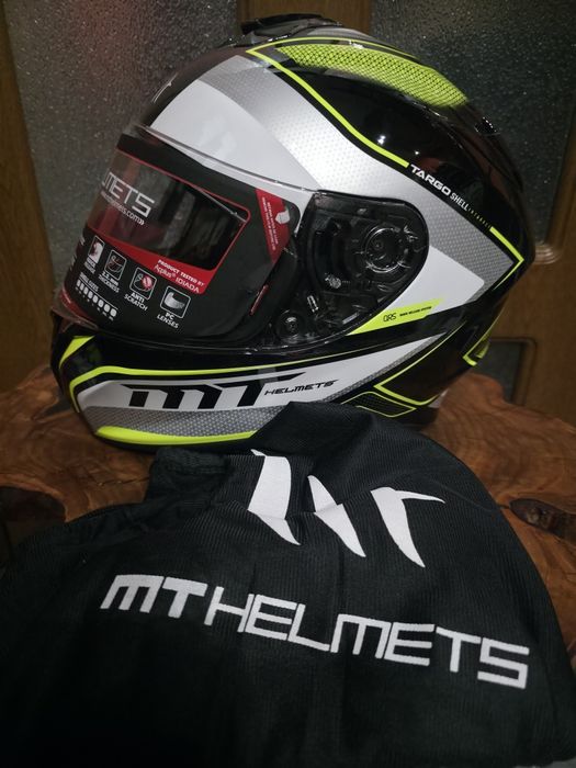 Мото каска MT Targo размер XS