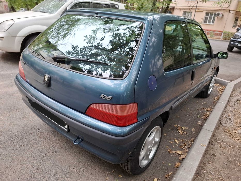 Peugeot 106 в очень хорошем состоянии