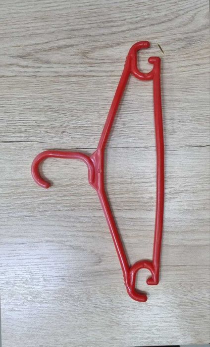 Вешалки для детских вещей