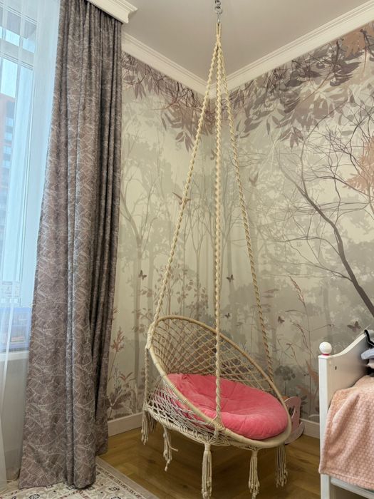 Продам качелю подвесную