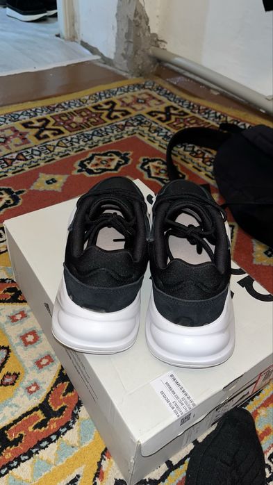 Adidas Ozelle 41,5размер