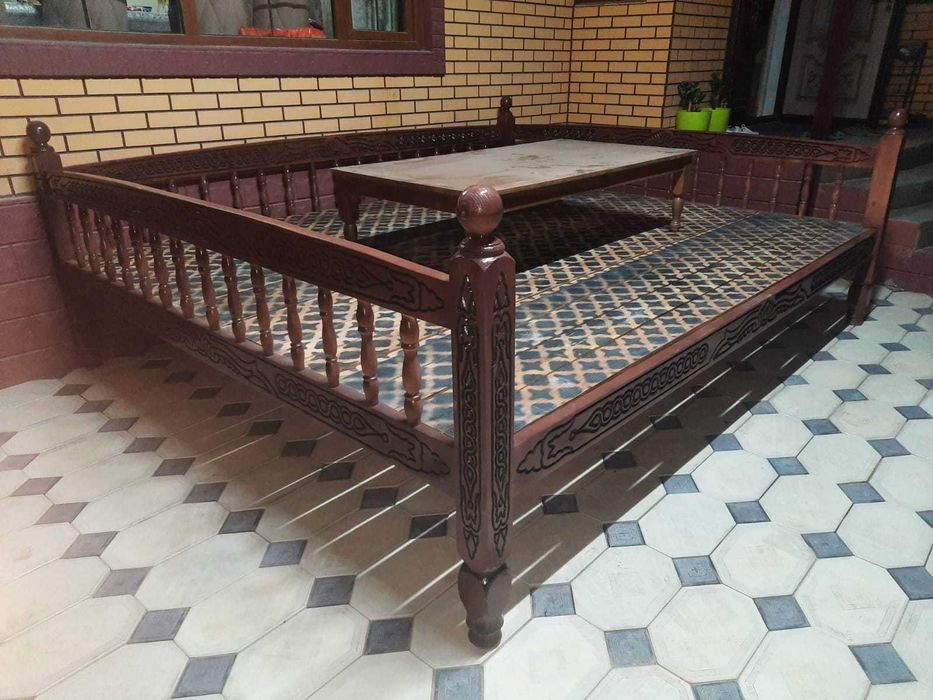 Топчаны и изделия из чистого дерева