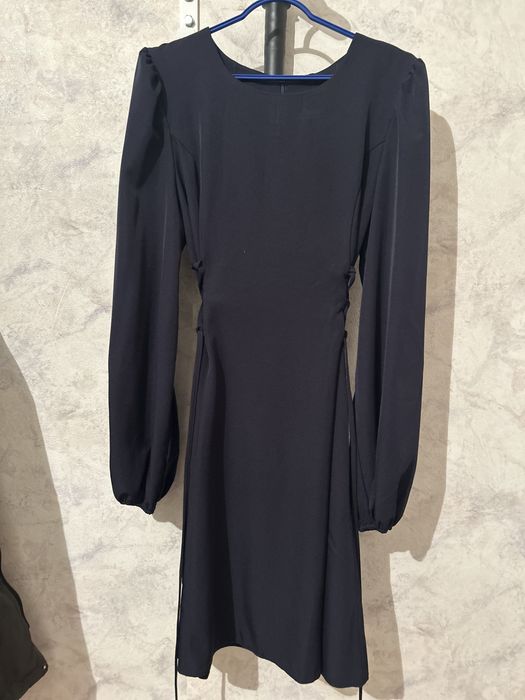 темно синее платье