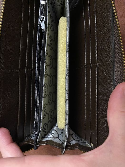 Кожаное портмоне