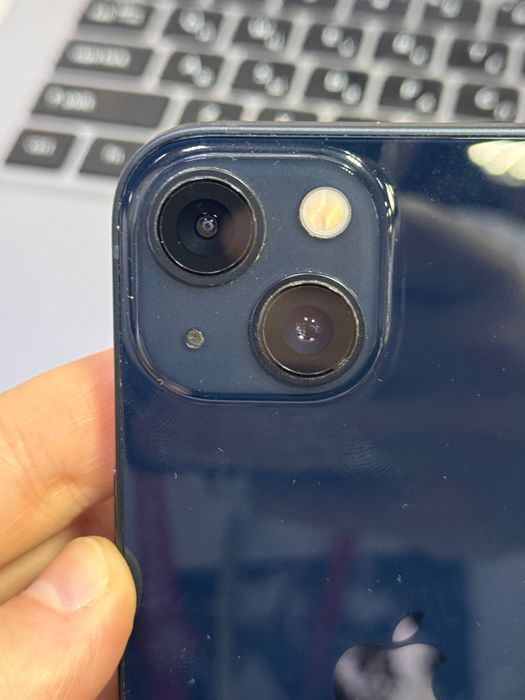 Продам Айфон 13 Б/У