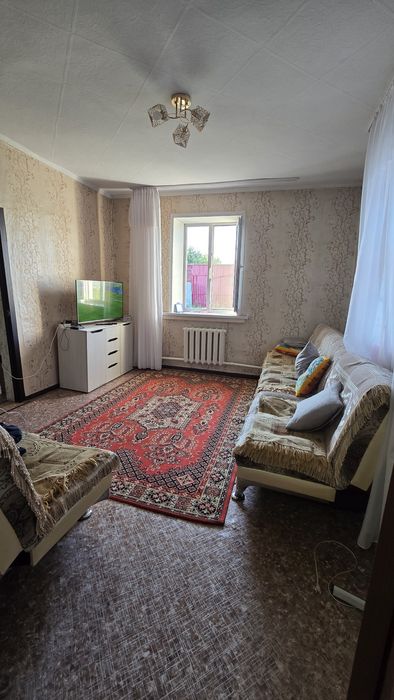 Продаётся дом в поселке ГРП Долинка