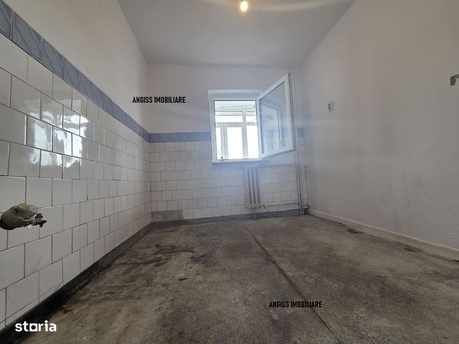 APARTAMENT 2 CAMERE Str. Podgoriilor ---Etaj.3