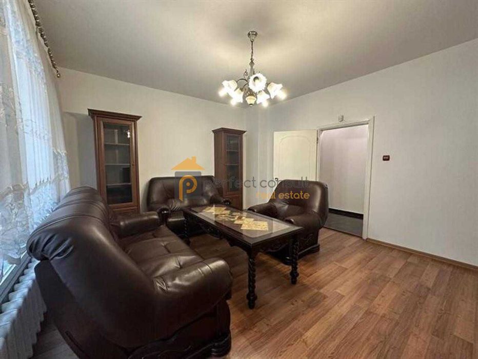 Продава се Тристаен апартамент в Пловдив, Изгрев - 65 кв.м за 1154 €/кв.м - Снимка #1