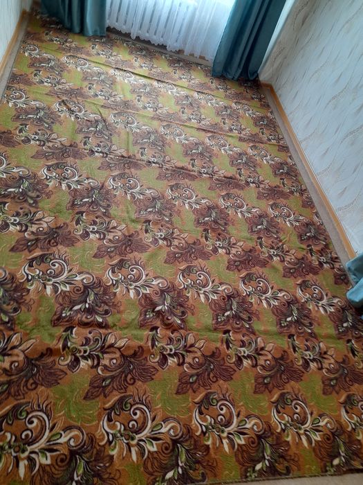 Палас,  вхорошем состоянии