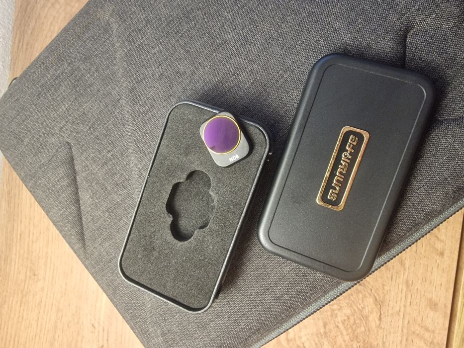 drona DJI Mini3 Pro cu RC display + accesorii