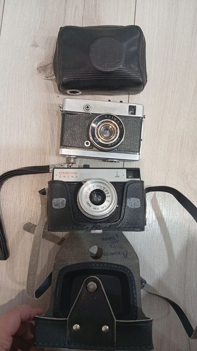 Фотоаппарат ,чехлы для фотоаппарата