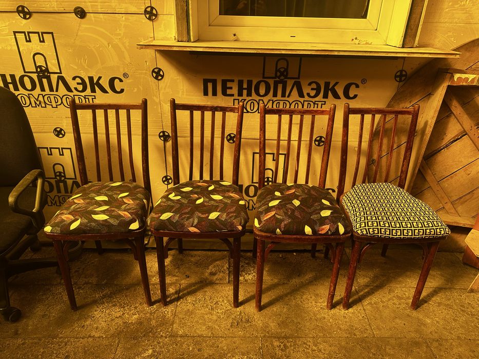 Продам табуретки,шкаф,комп столы!