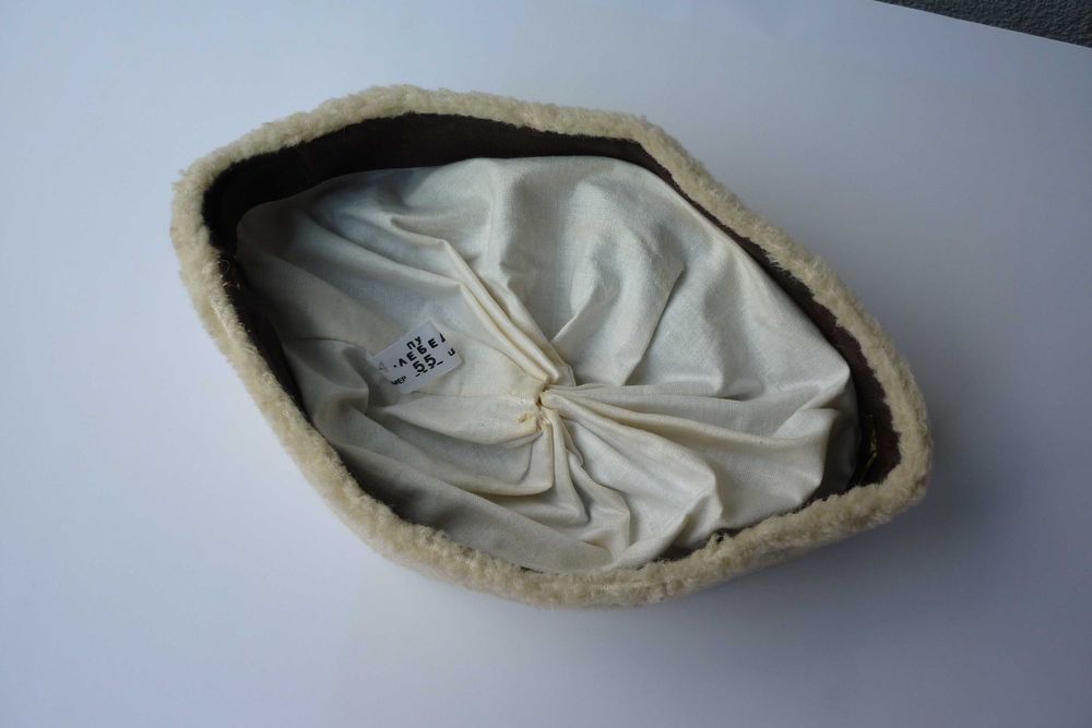 Нов калпак за Чавдарче