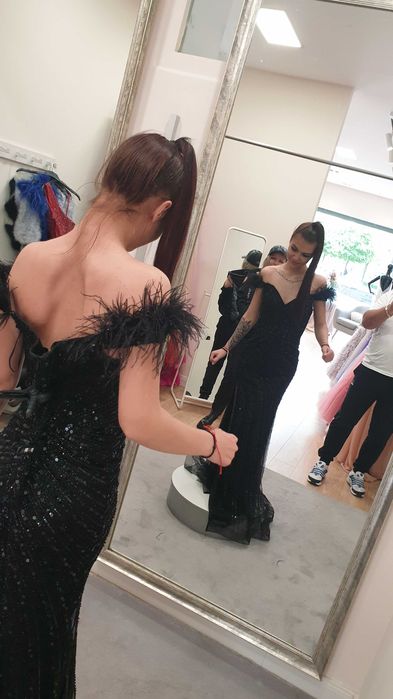 Абитуриентска рокля на 1/3от реалната цена.