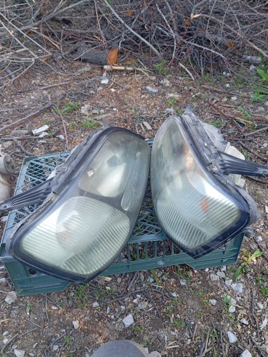 Продам фары от Субару аутбак