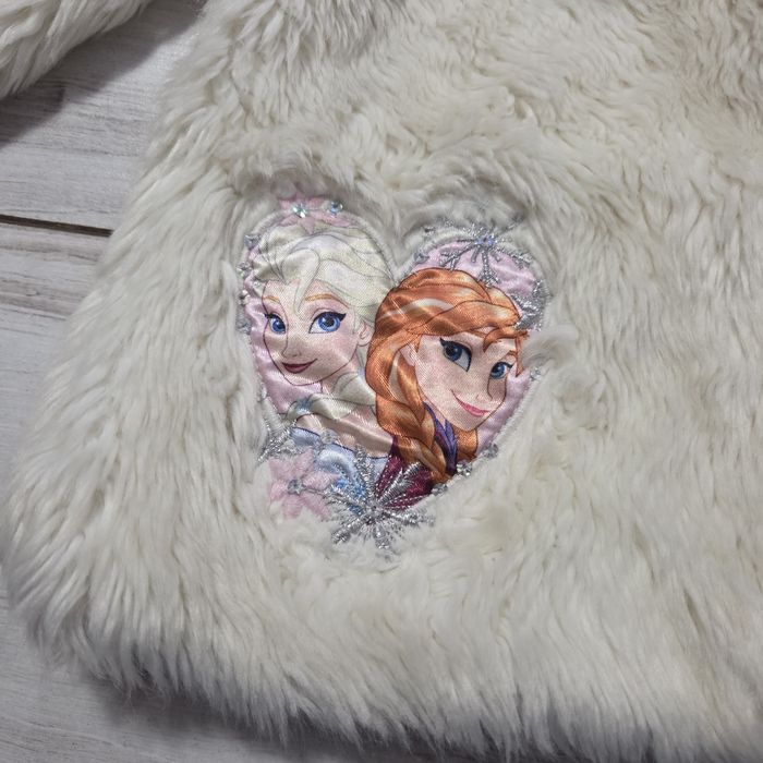 Лот от яке с Minnie Mouse и палто с Elsa