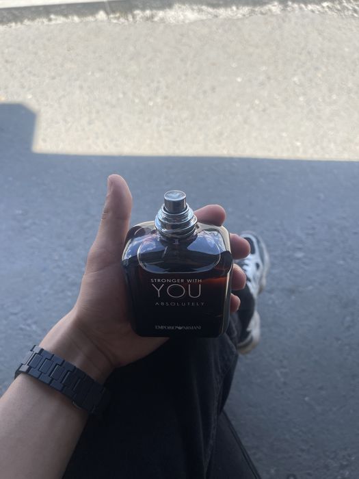 продам Духи you черный оригинал  125 млг