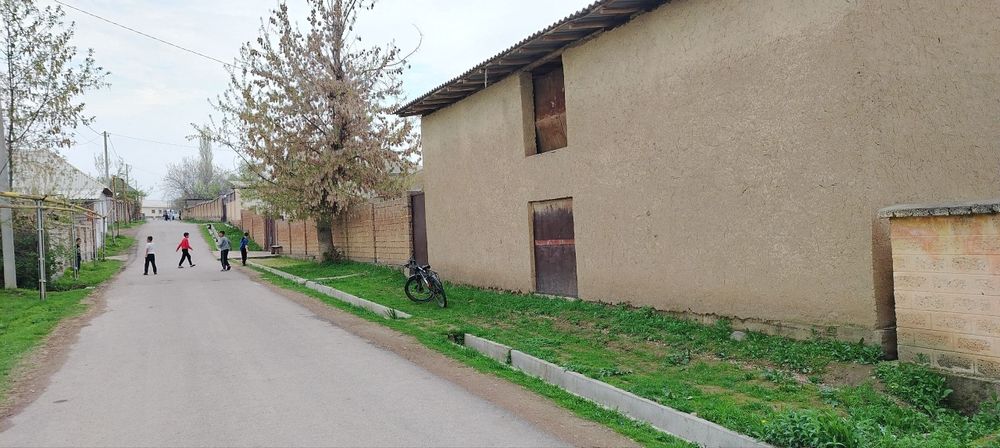 6 sotik yer  sotiladi