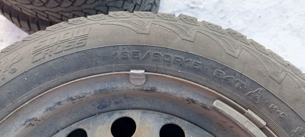 Продам зимнюю резину