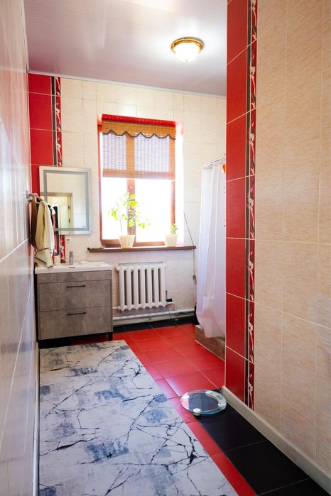 Продам большой дом