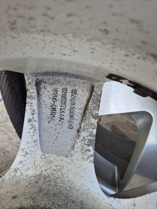 Джанти 5×12  18ка Audi  Mercedes Skoda Seat WV и гуми Continental.