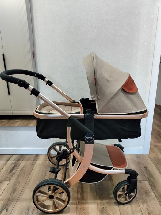 Продам коляску 10000тг