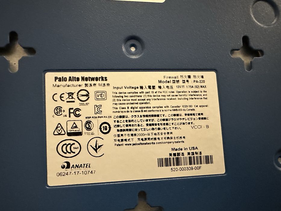 Firewall Palo Alto PA-220