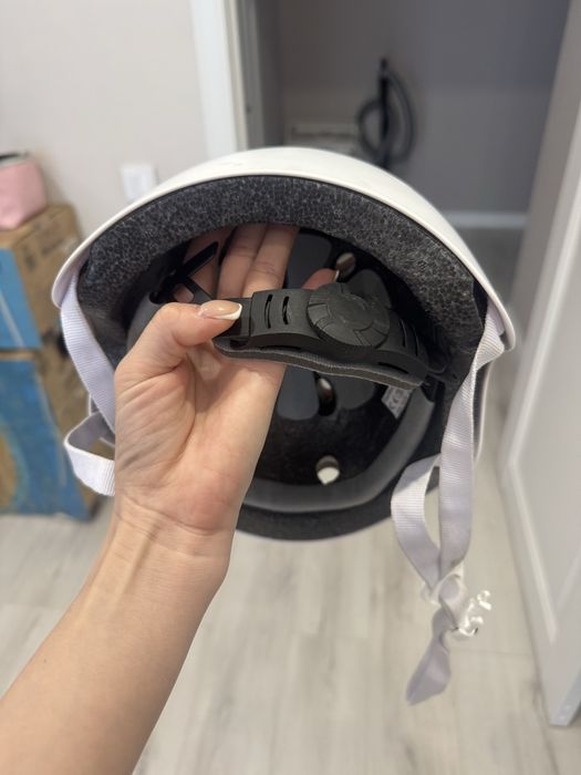 Шлем для роликов и коньков детский