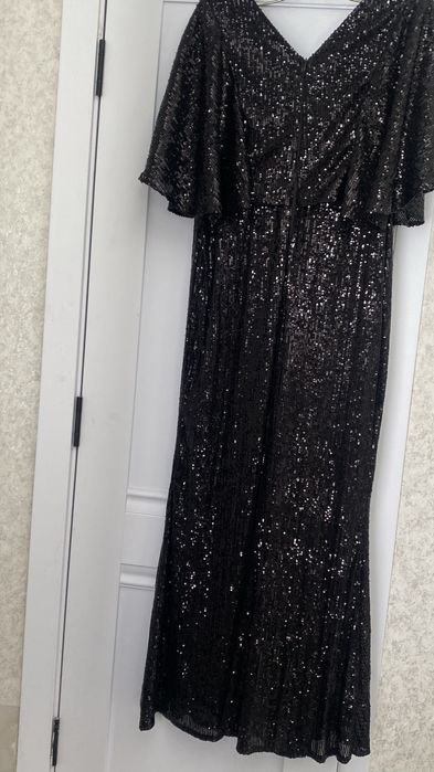 Платье вечернее.