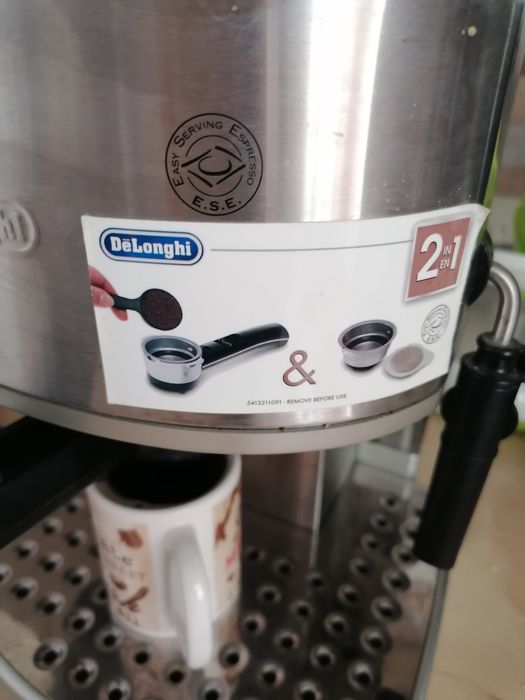 Aparat de cafea DeLonghi