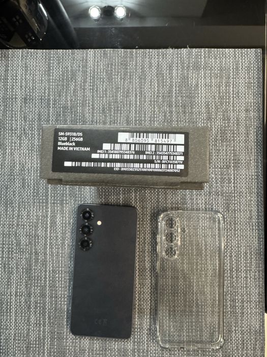 Samsung S25. Garantie Emag pana in Noiembrie 2027