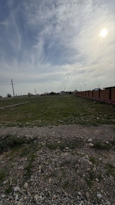 Участка, 6 сотка в хорошем месте