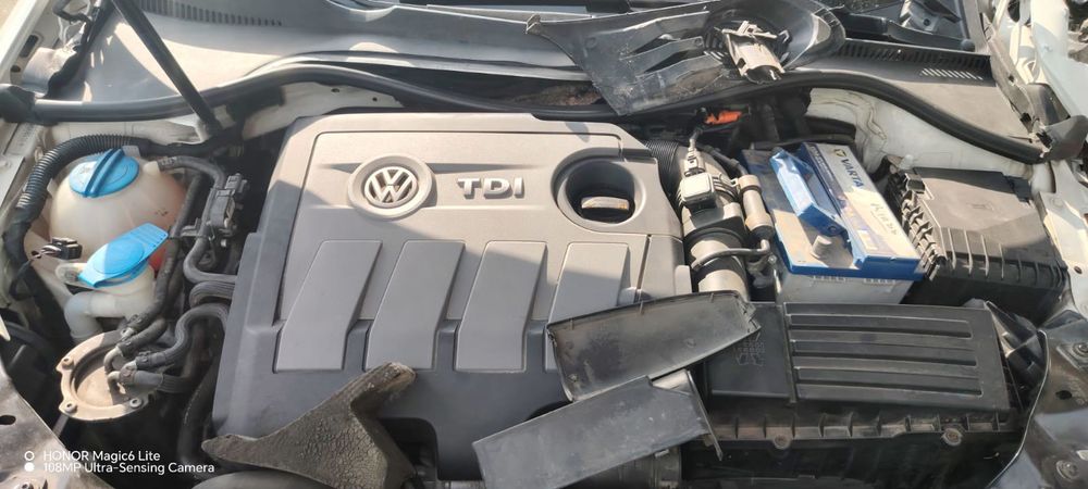 Dezmembrez Volkswagen Golf - 6 (2008 - 2015), 1.6 tdi, manual, CAYC, LHW