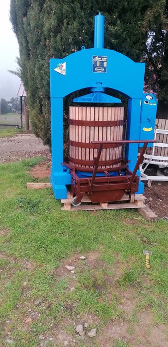 Teasc struguri hidraulic electric