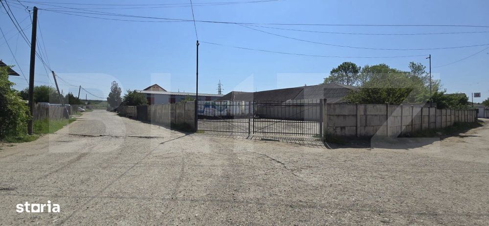 Teren intravilan, imprejmuit, 713 mp, zona Bariera Valcii