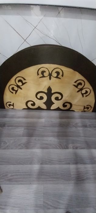 Стол казахский, круглый