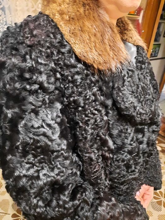 Продам шубу из каракуля