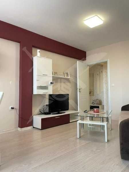 Дава се под наем Двустаен апартамент в Пловдив, Център - 65 кв.м за 598.23 € - Снимка #5